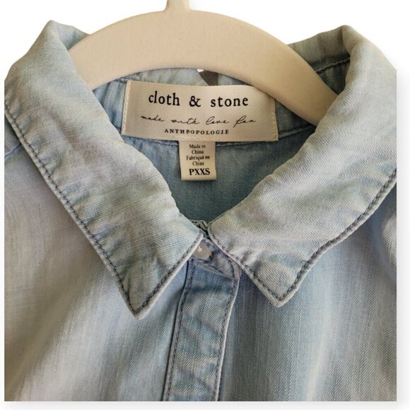 Anthropologie Cloth & Stone short-sleeved chambray button up size XXS - Picture 3 of 6